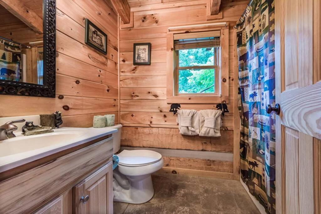 View! Private! Hot Tub,Pool Table,Fireplace,Relax! 세비어빌 외부 사진