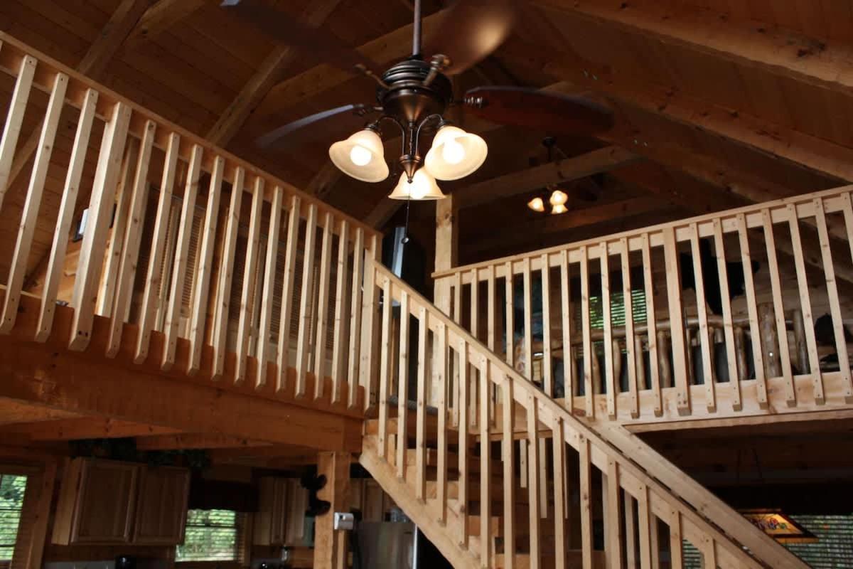 View! Private! Hot Tub,Pool Table,Fireplace,Relax! 세비어빌 외부 사진